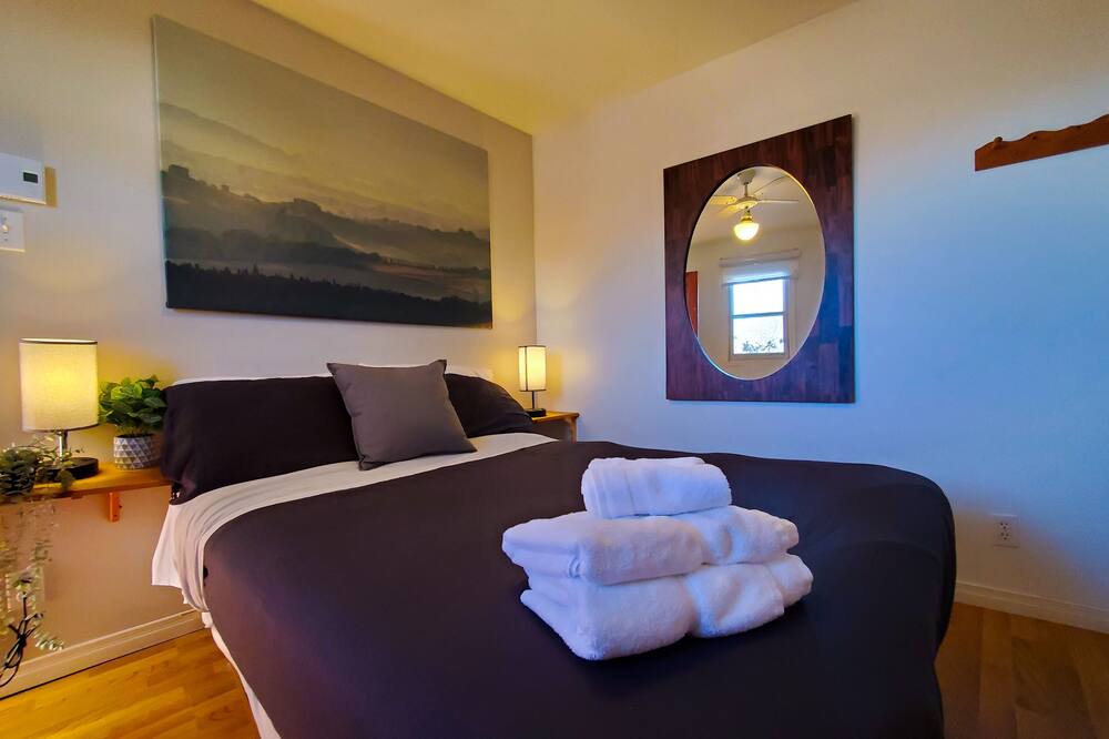 Photo of Bedroom in Ste Anne de Beaupre