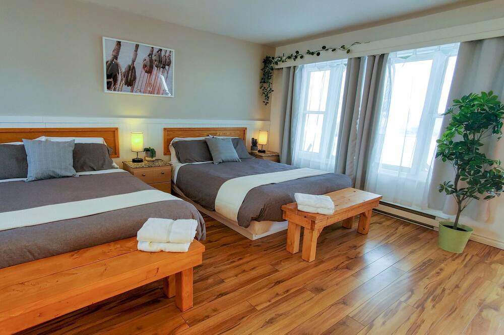 Photo of Bedroom in Ste Anne de Beaupre
