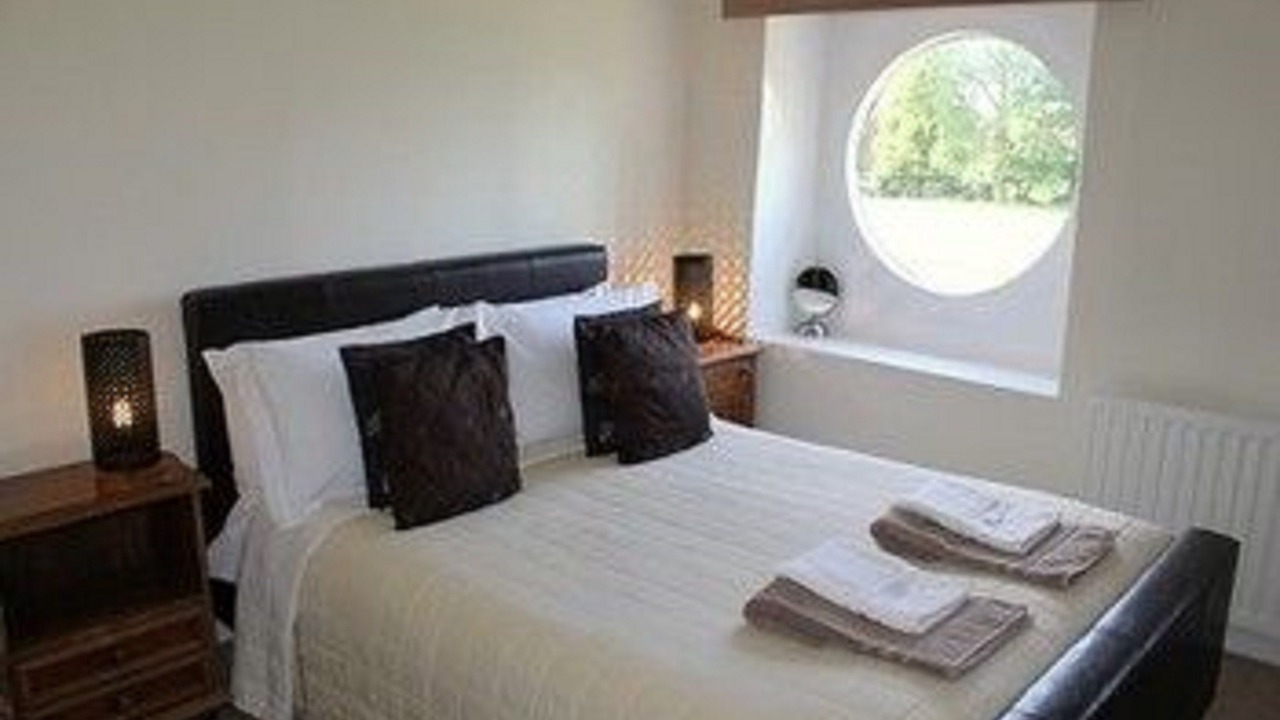 Photo of Bedroom in Hambrook