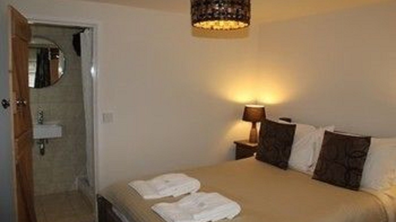 Photo of Others in Hambrook