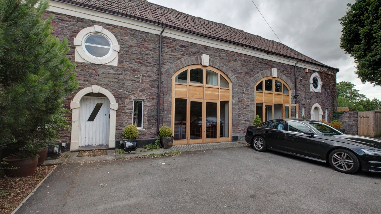 Photo of Outdoor in Hambrook