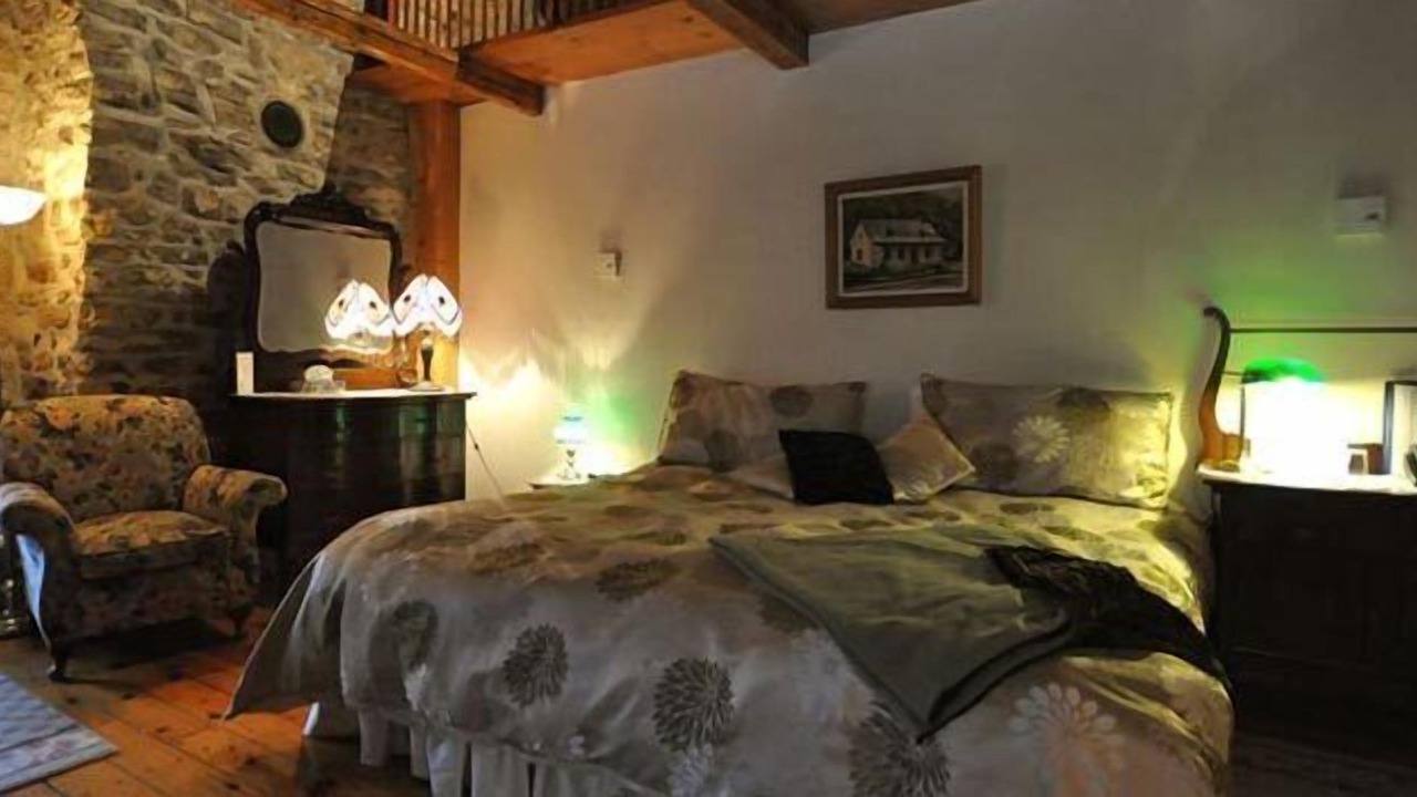 Photo of Bedroom in Chateau-Richer