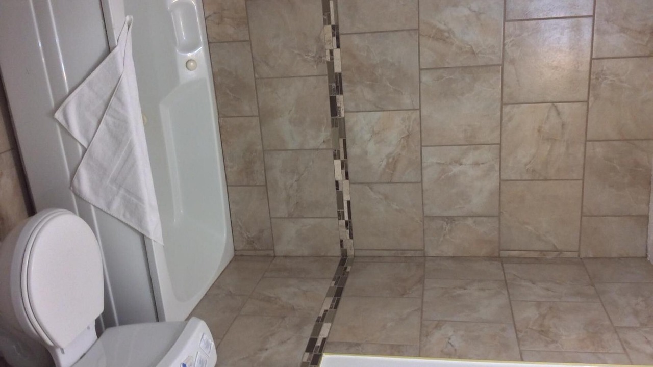 Photo of Bathroom in Communaute-Urbaine-de-l'Outaouais