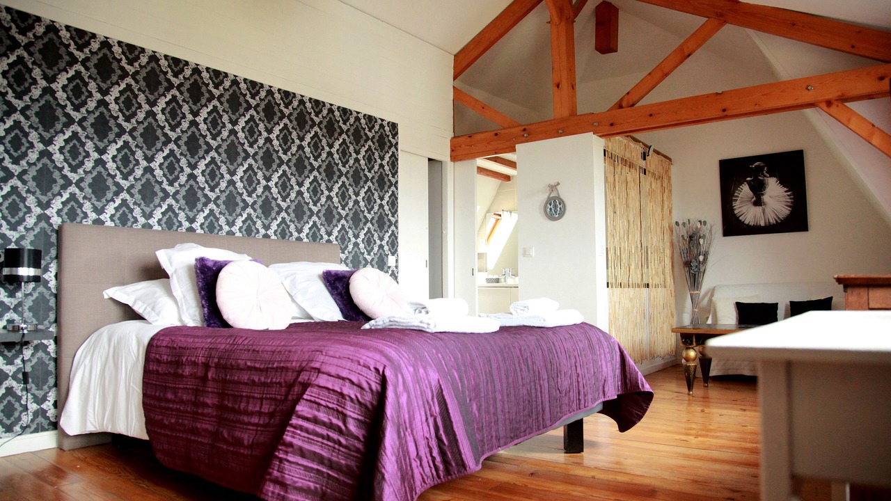 Photo of Bedroom in Coucy-le-Chateau-Auffrique