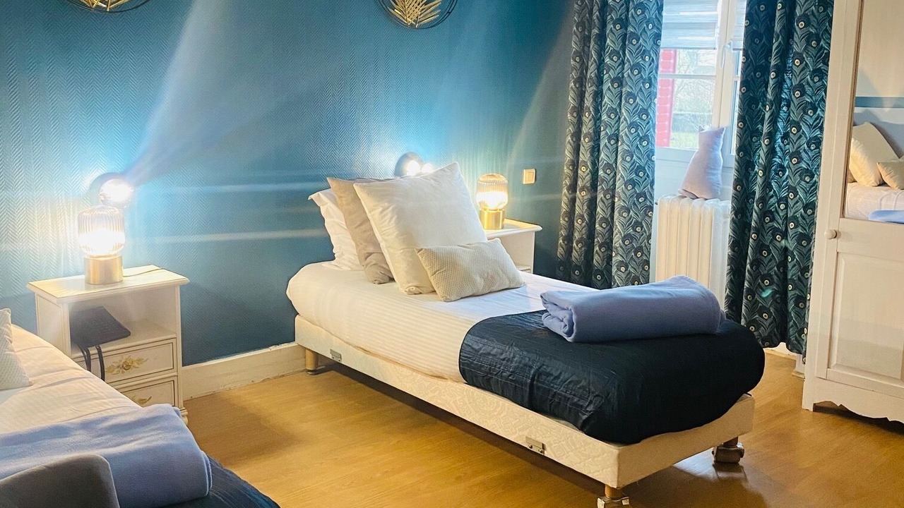 Photo of Bedroom in Coucy-le-Chateau-Auffrique