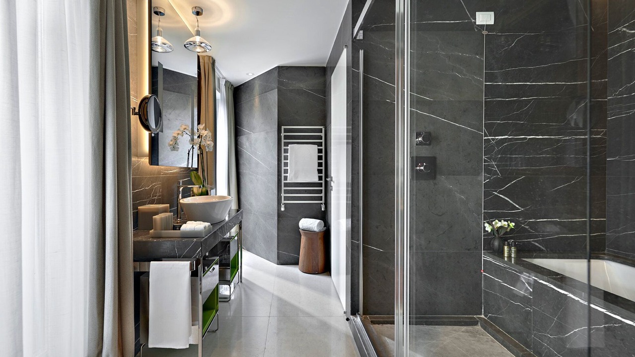 Photo of Bathroom in Scala