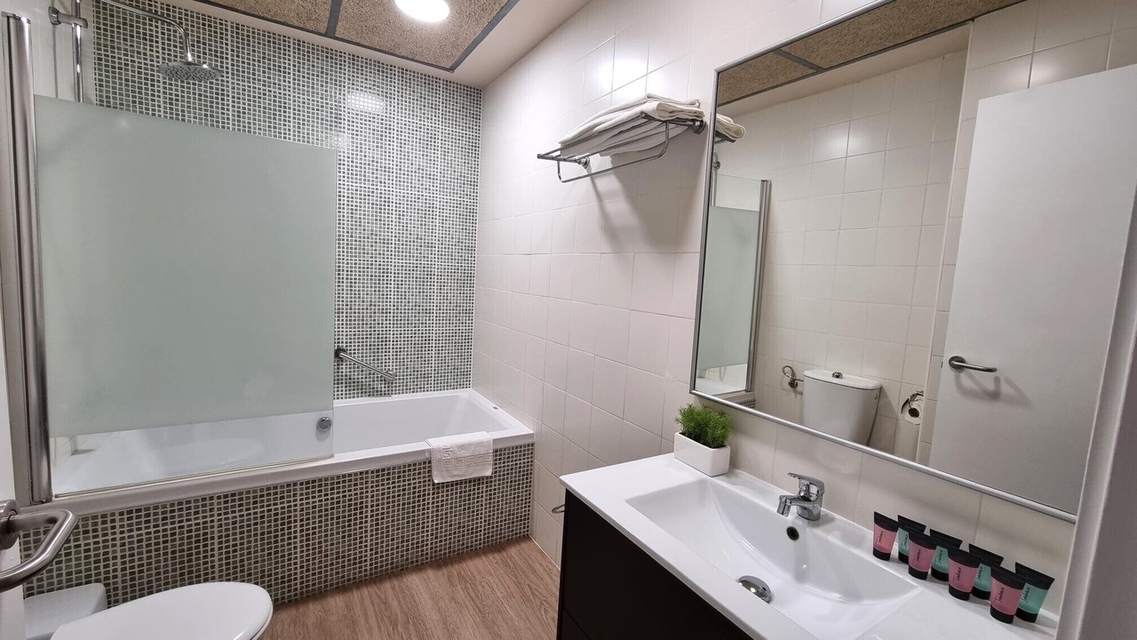 Photo of Bathroom in Algiros