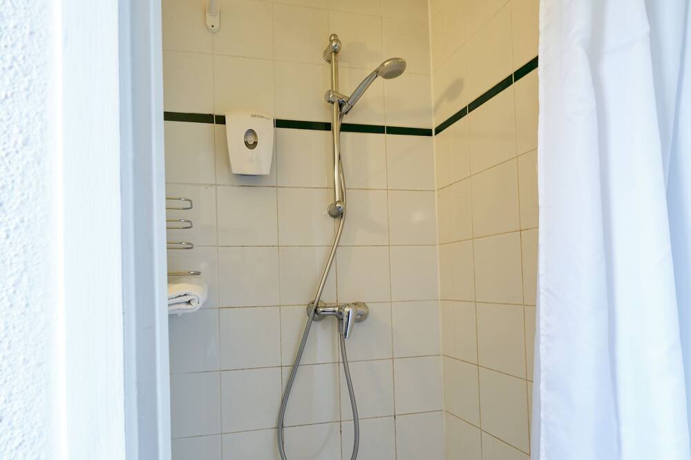 Photo of Bathroom in Ludres