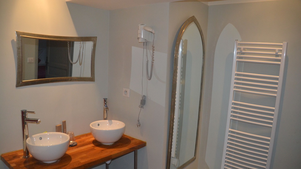 Photo of Bathroom in Yzeures-sur-Creuse