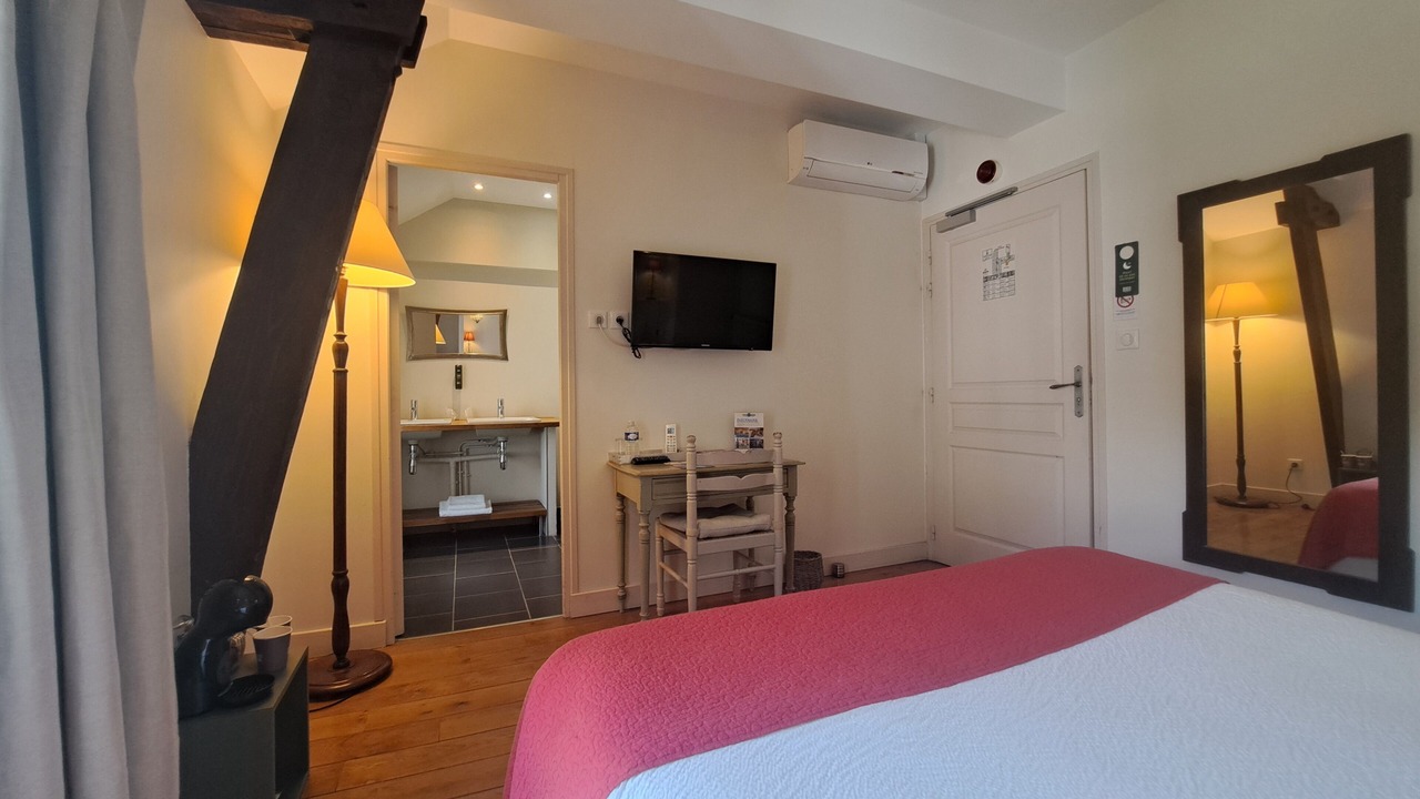 Photo of Bedroom in Yzeures-sur-Creuse
