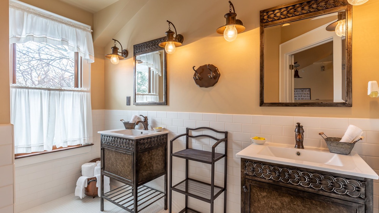 Photo of Bathroom in Painesville