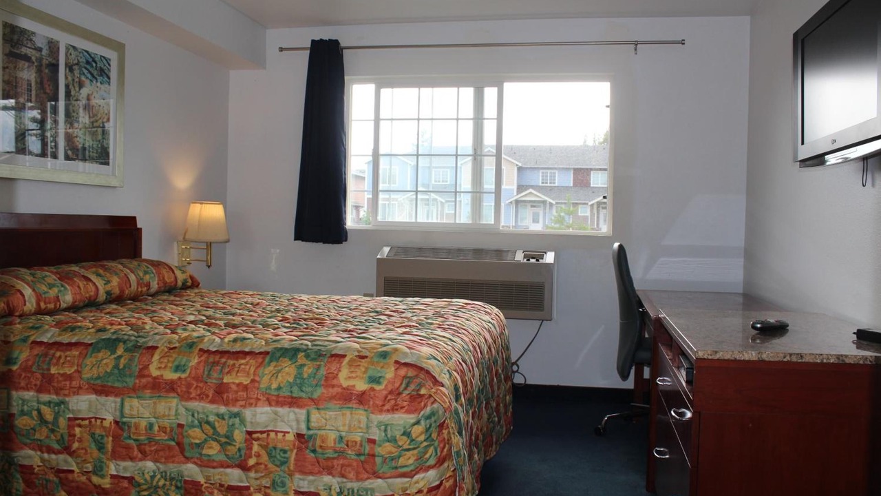 Photo of Bedroom in Des Moines