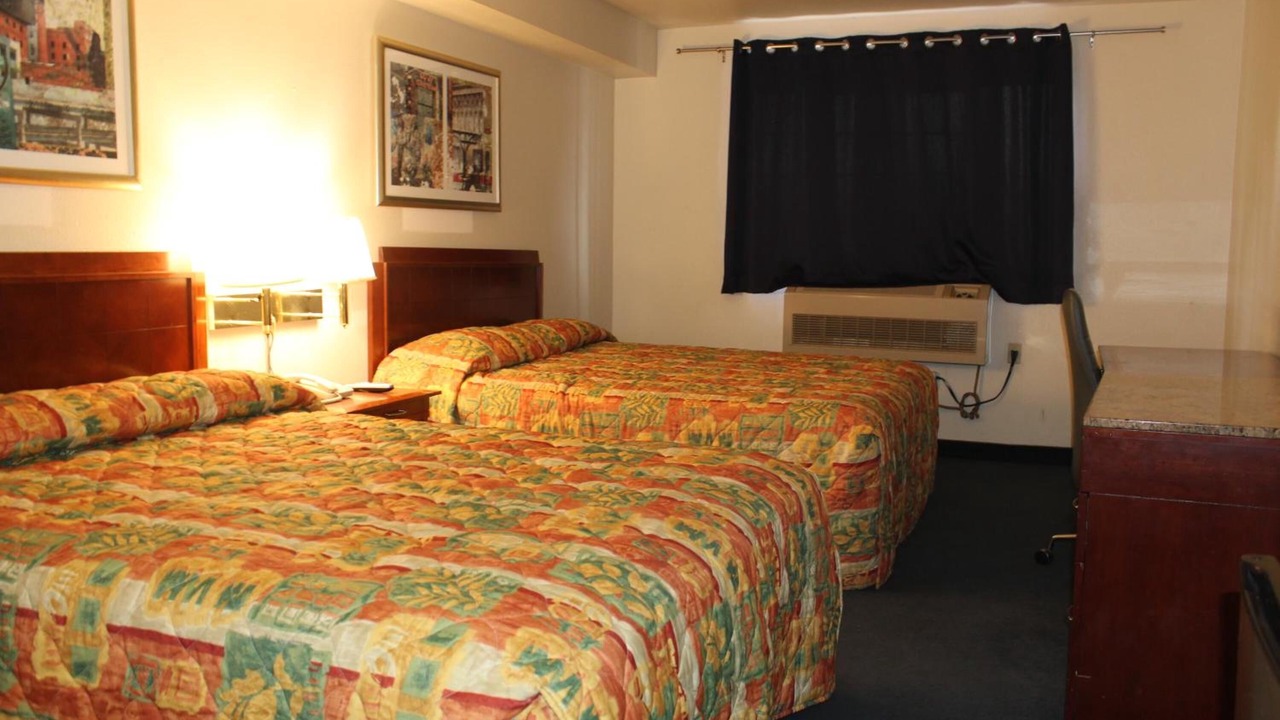 Photo of Bedroom in Des Moines