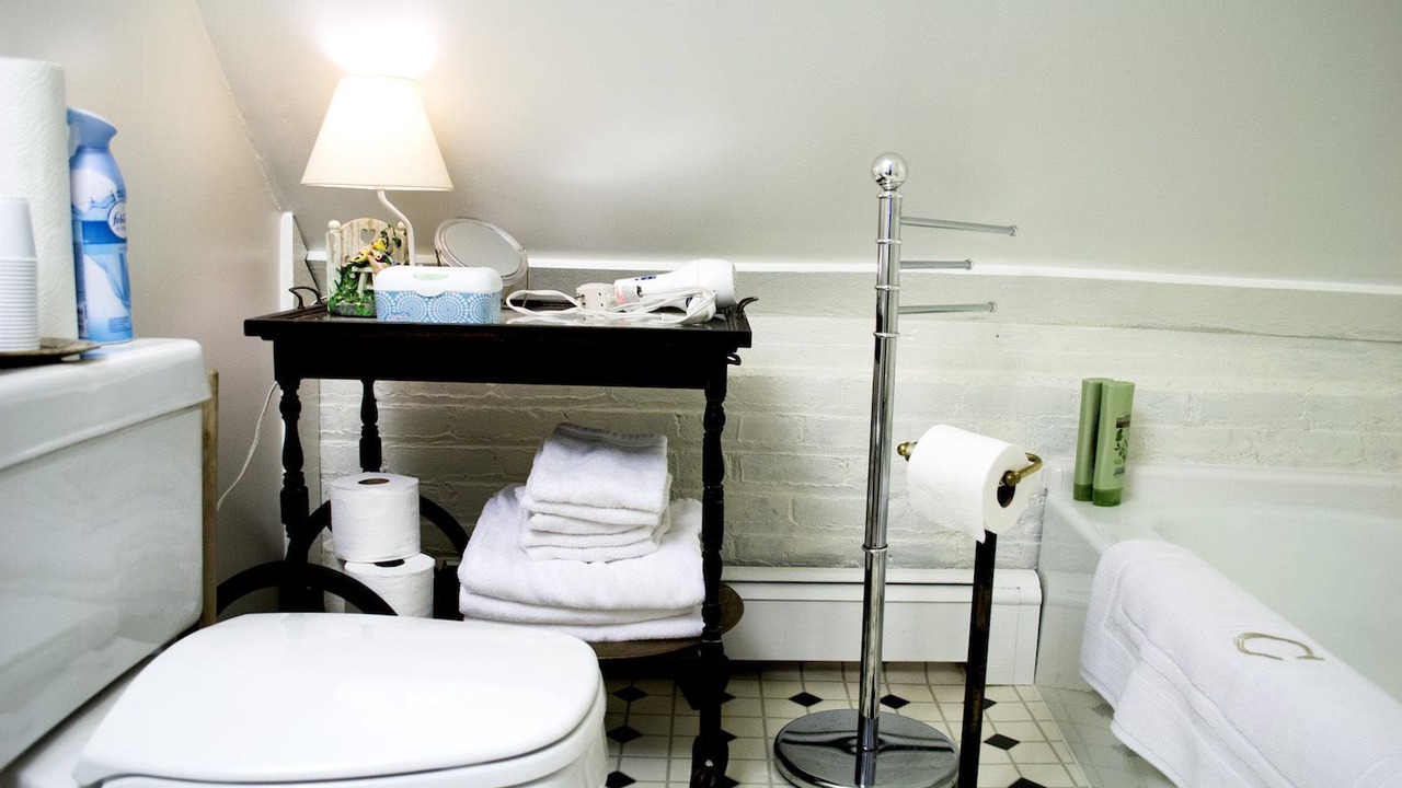 Photo of Bathroom in Ohio City