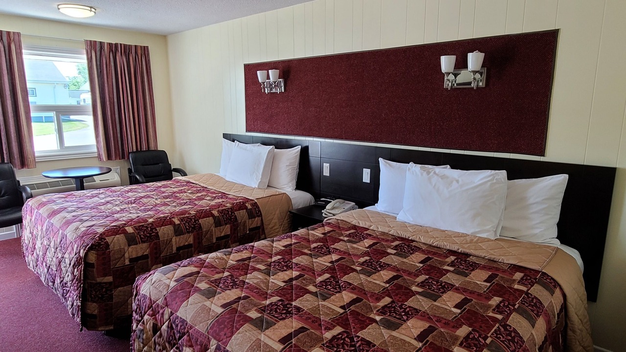 Photo of Bedroom in Napanee