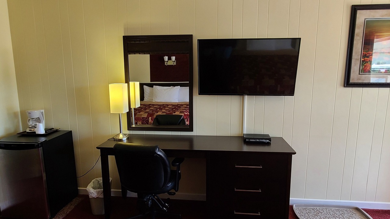 Photo of Bedroom in Napanee