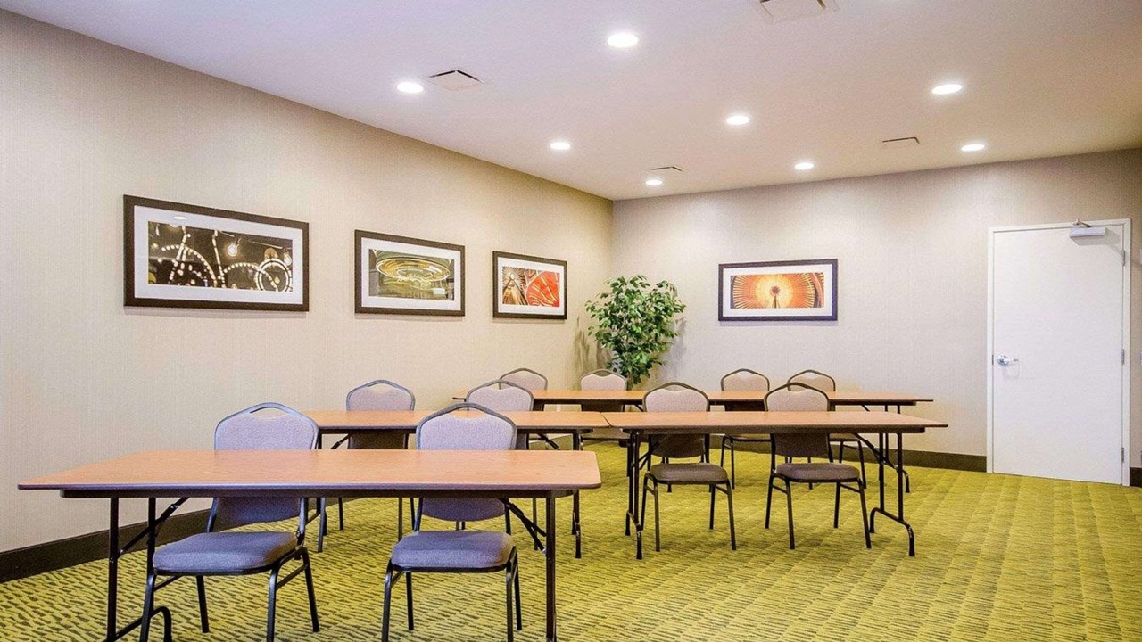 Photo of Others in Ferdinand