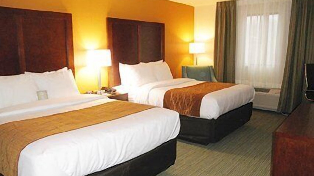 Photo of Others in Ferdinand