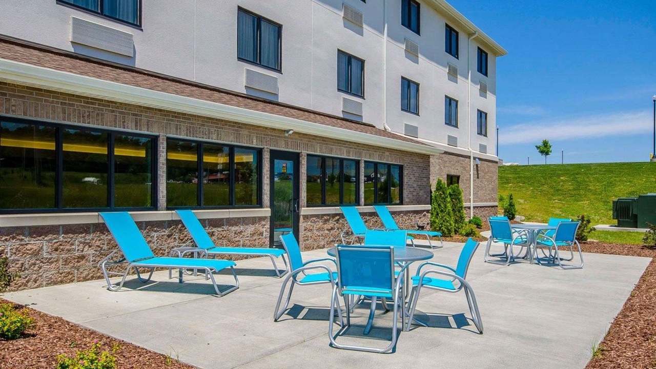 Photo of Others in Ferdinand