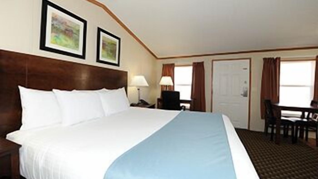 Photo of Bedroom in Karnes City