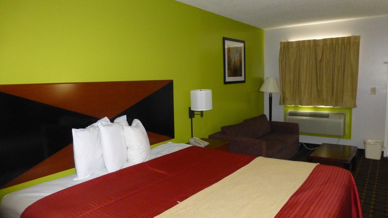 Photo of Bedroom in Summerville