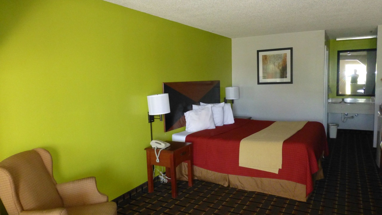 Photo of Bedroom in Summerville
