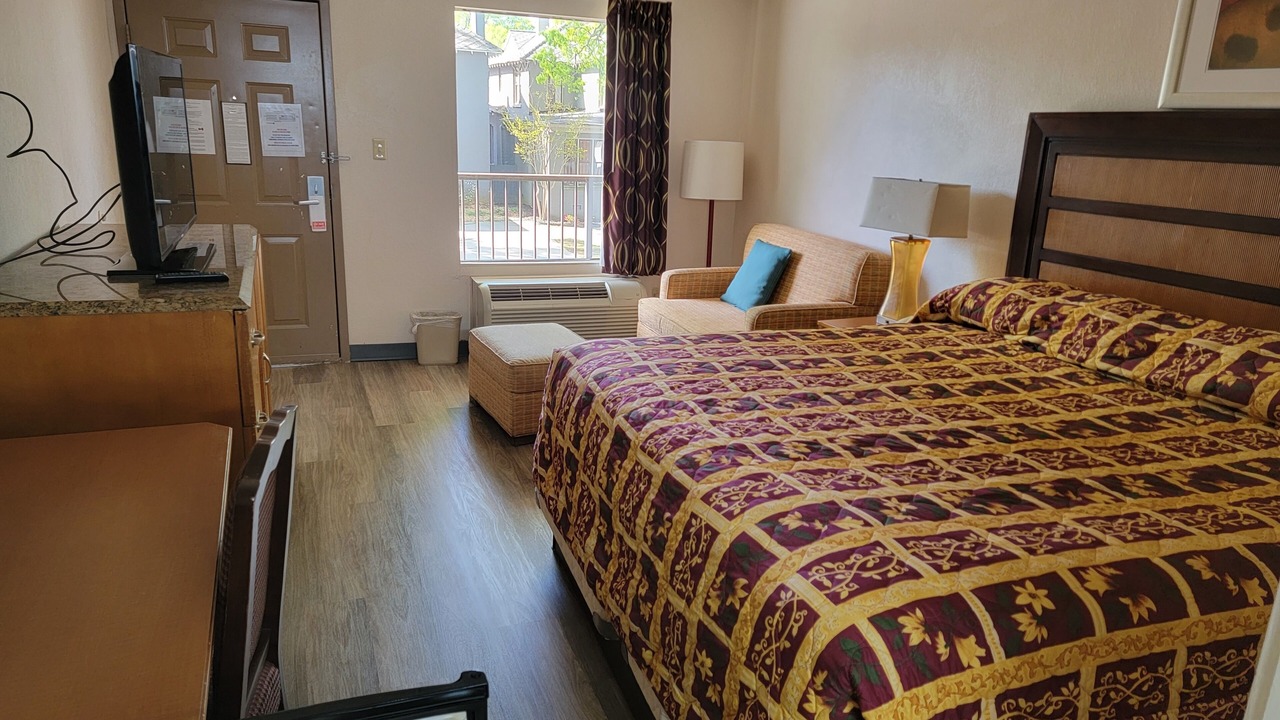 Photo of Bedroom in Decatur