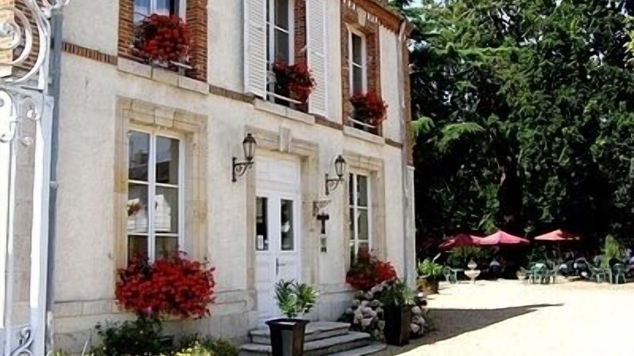 Photo of Outdoor in Clery-Saint-Andre