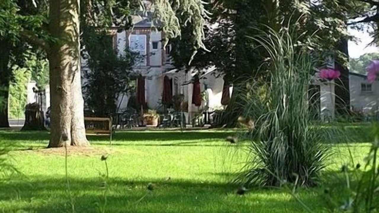 Photo of Outdoor in Clery-Saint-Andre