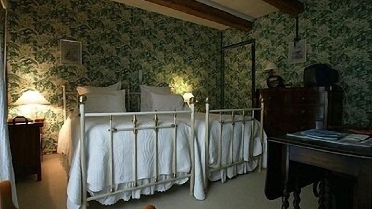 Photo of Bedroom in Minihy-Treguier