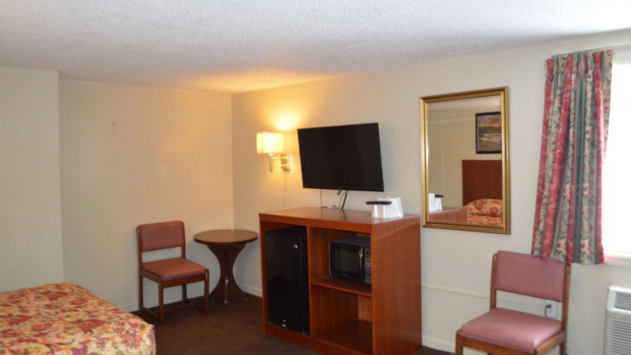 Photo of Livingroom in Watertown