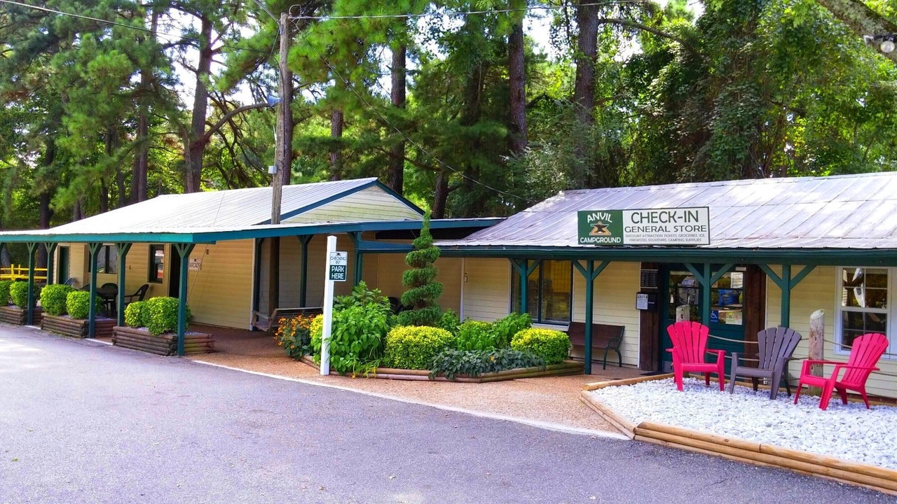 Photo of Outdoor in Williamsburg