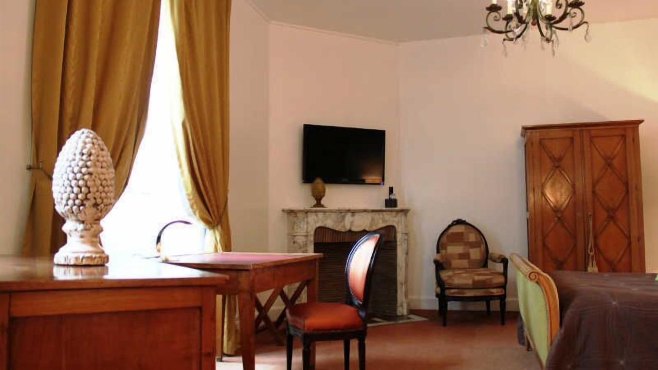 Photo of Bedroom in Douai