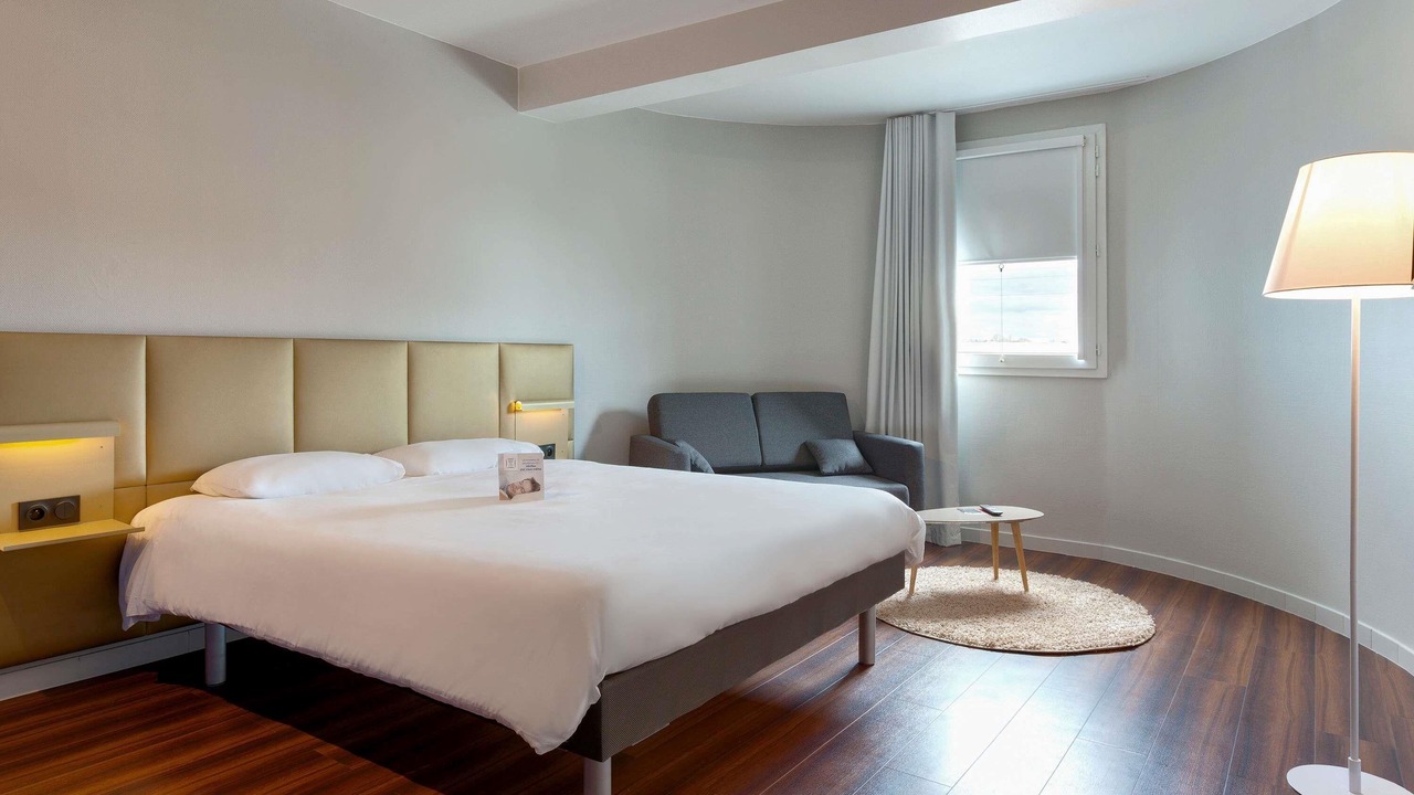 Photo of Bedroom in Mouilleron-le-Captif