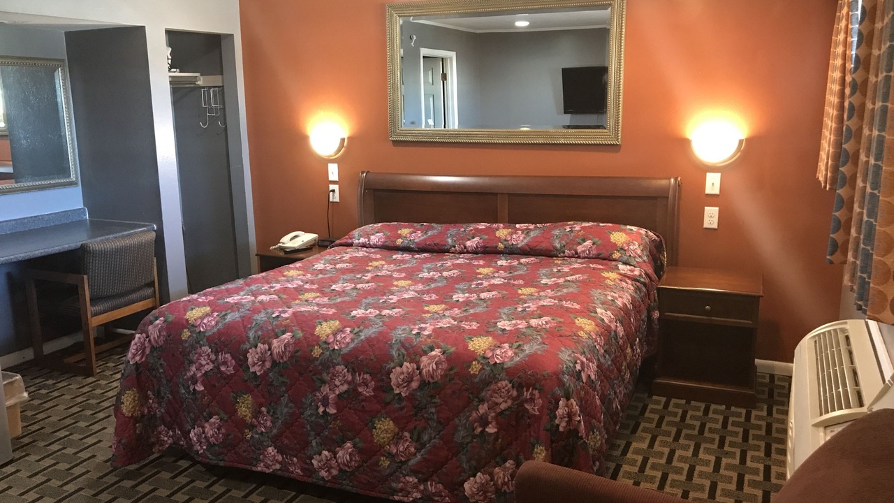 Photo of Bedroom in Marshalltown