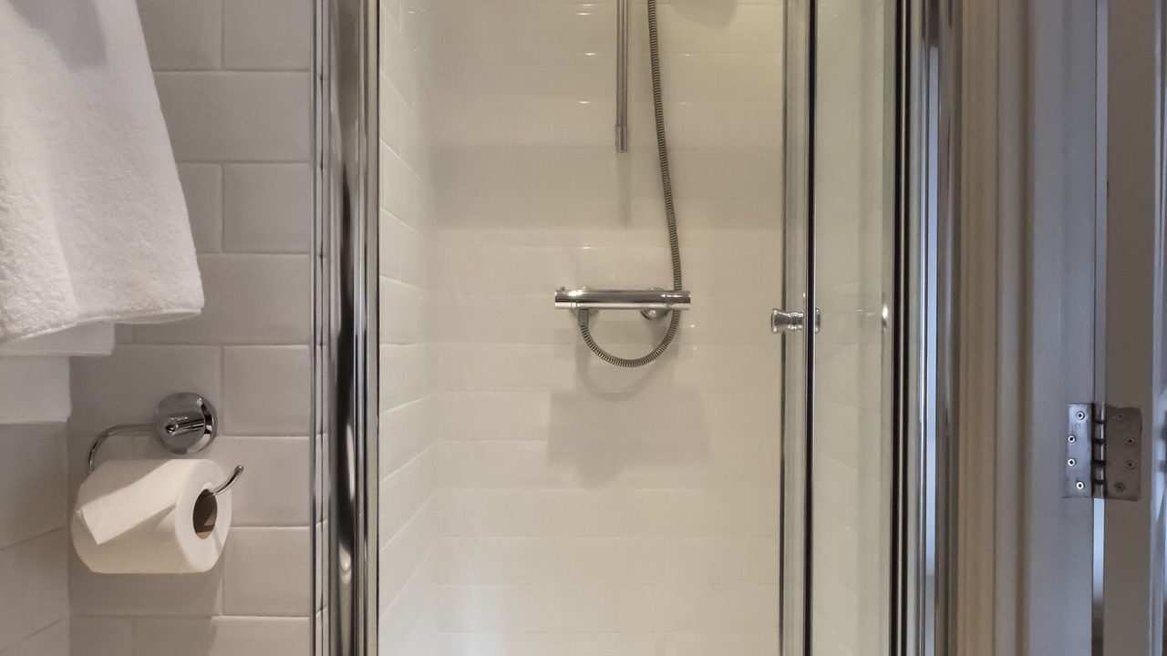 Photo of Bathroom in Dunwich