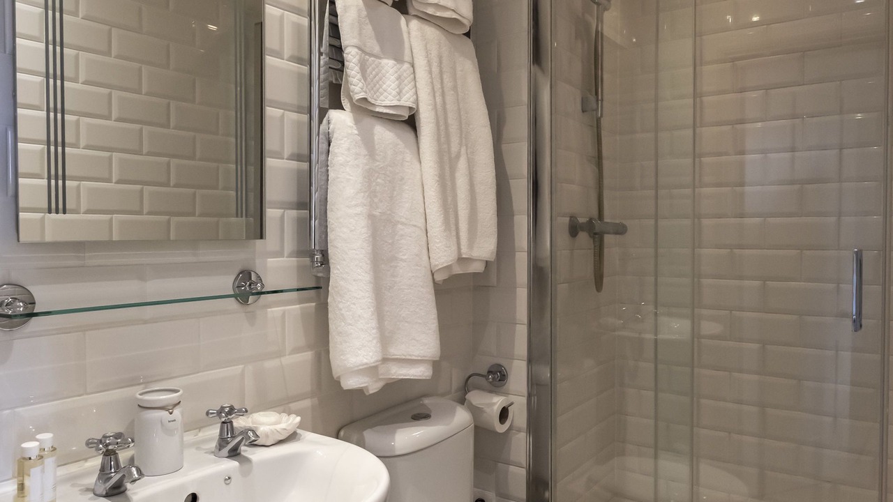 Photo of Bathroom in Dunwich