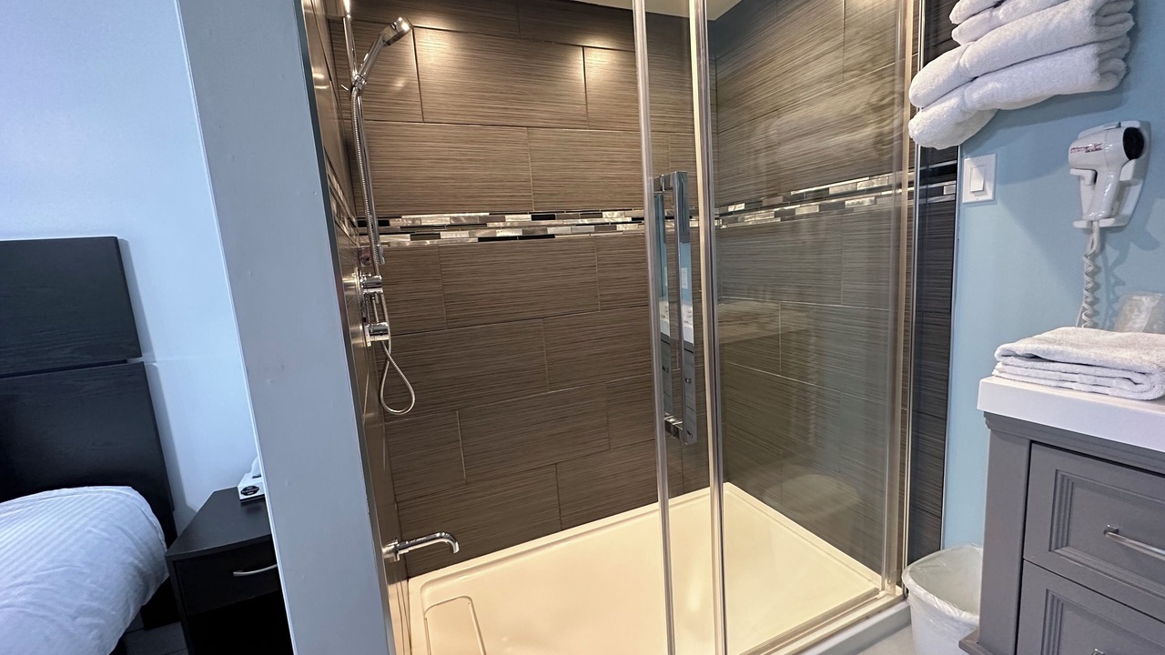 Photo of Bathroom in Lennoxville