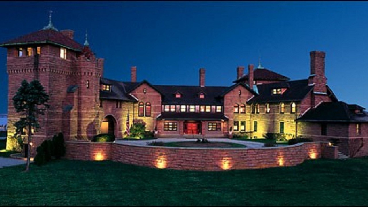 Photo of Buildings in Ocean Drive