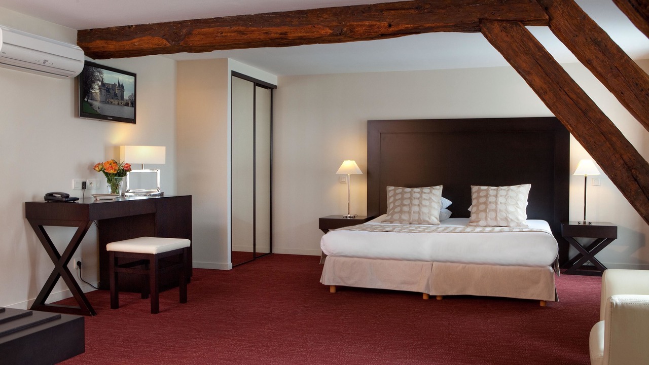 Photo of Bedroom in Sully-sur-Loire