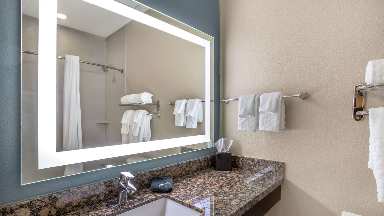Photo of Bathroom in Lake Jackson