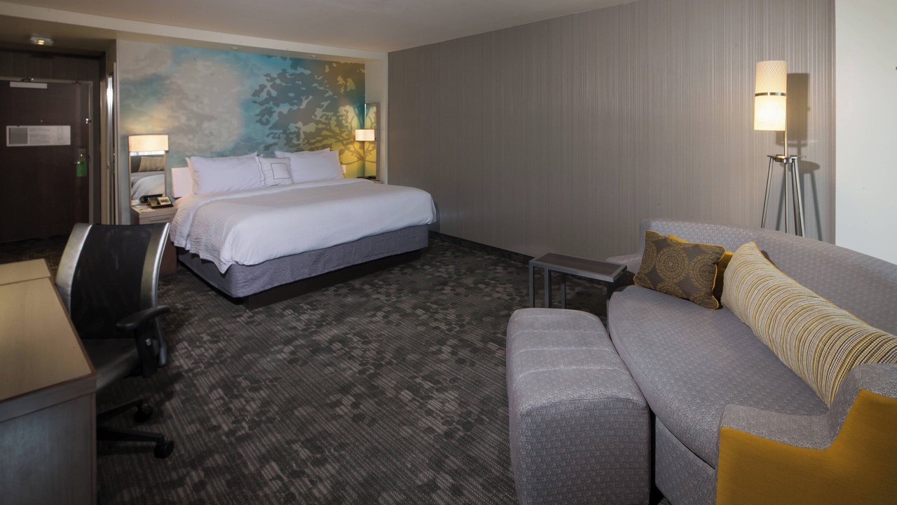 Photo of Bedroom in Bay City