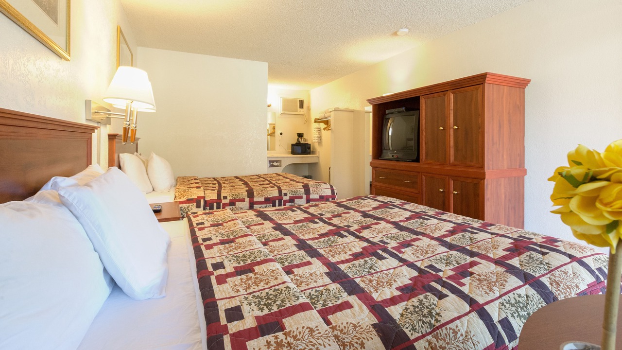 Photo of Bedroom in Three Rivers