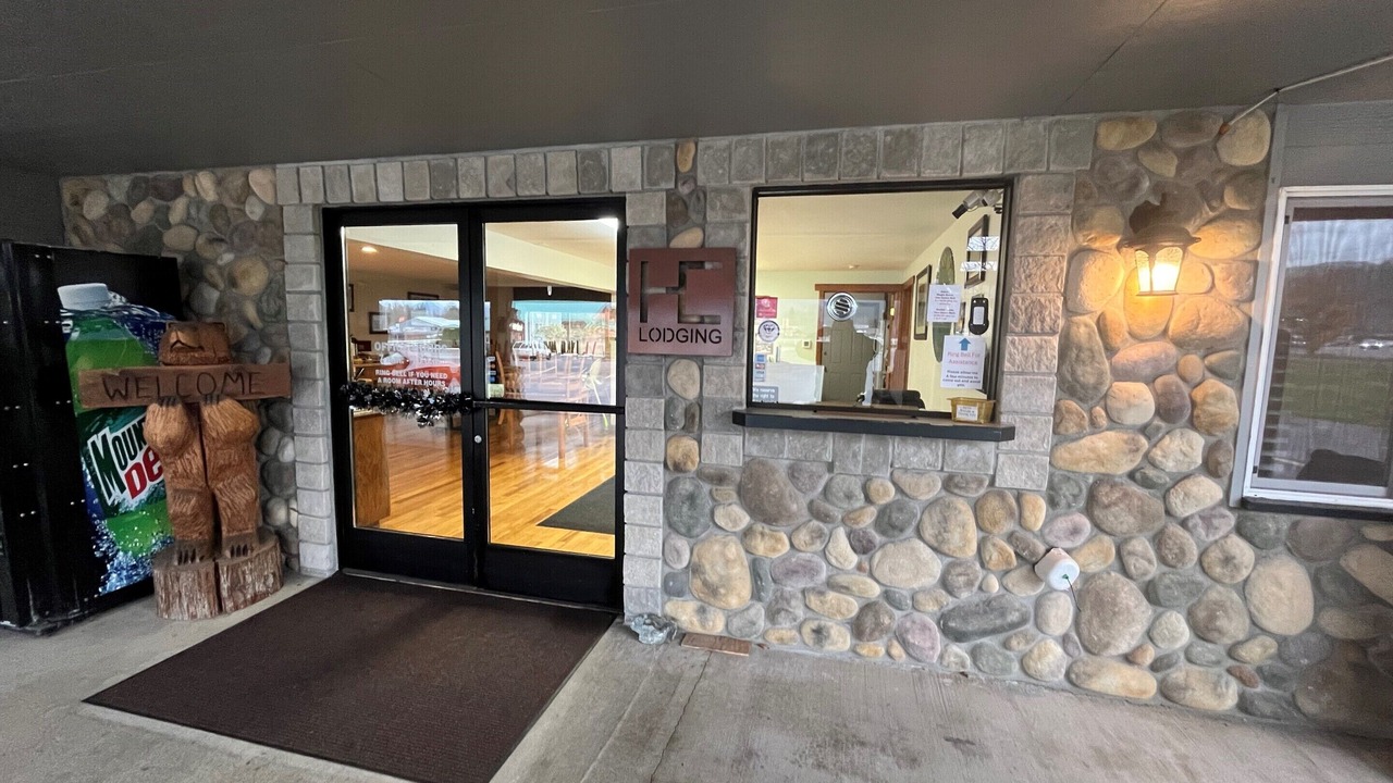 Photo of Others in Morton