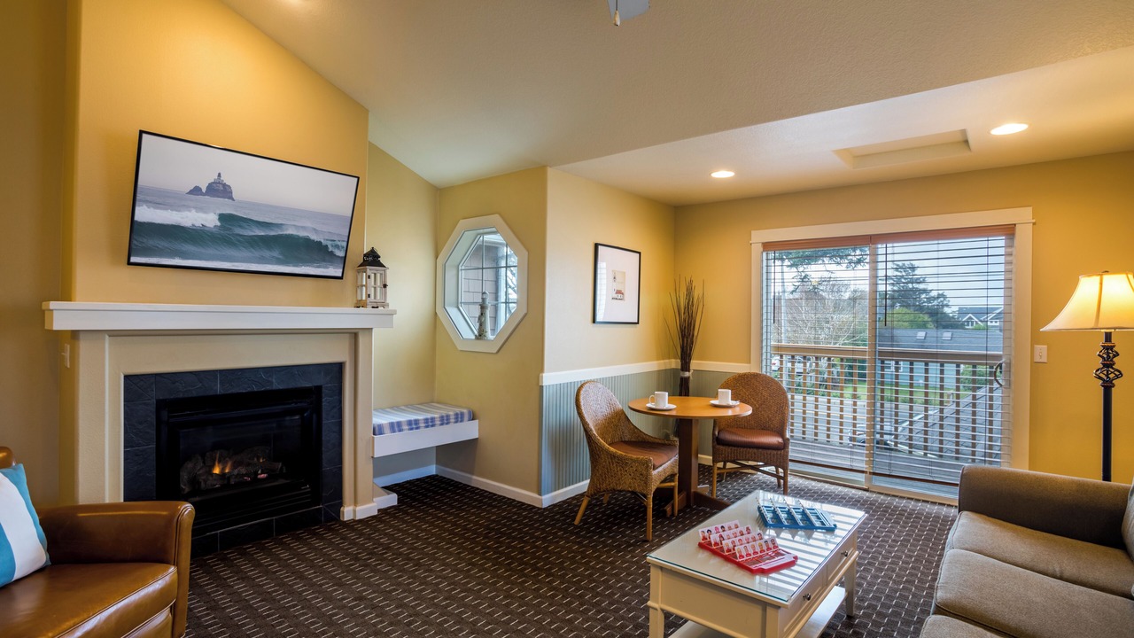 Photo of Others in Downtown Cannon Beach