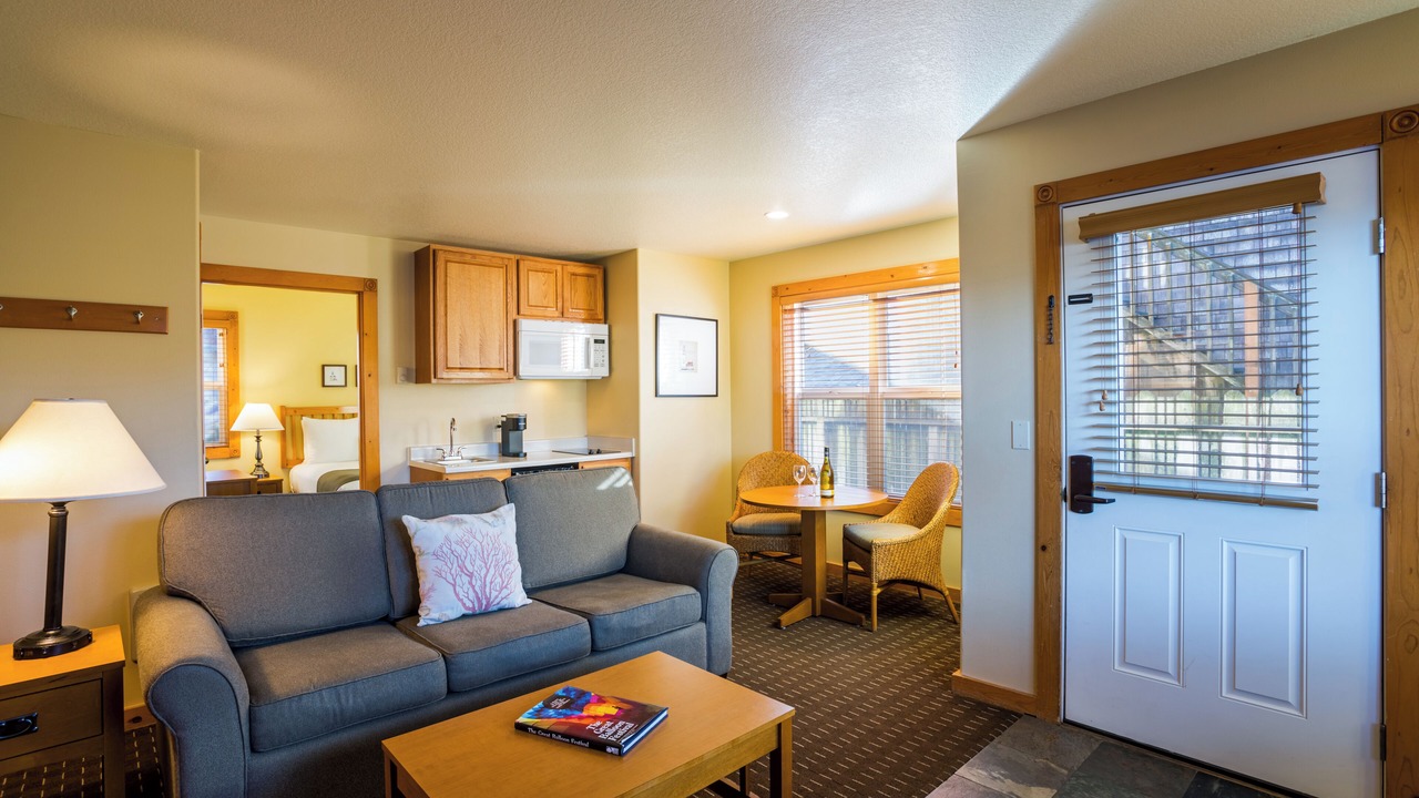 Photo of Others in Downtown Cannon Beach