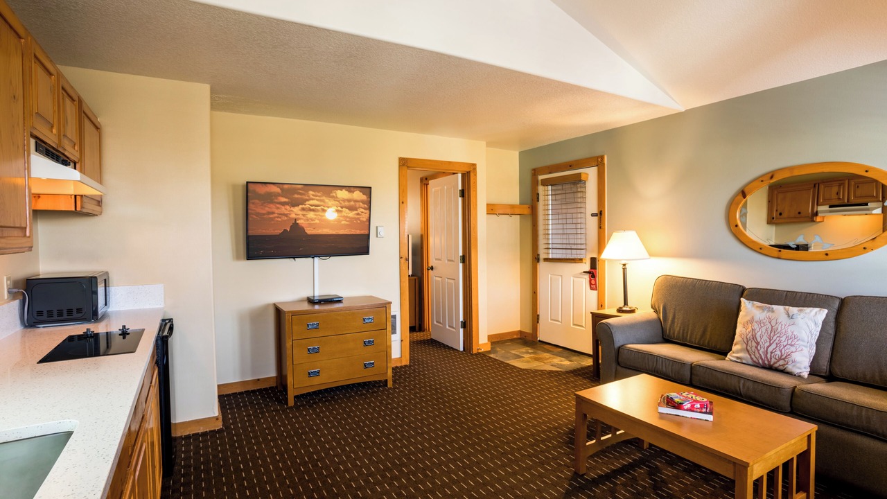 Photo of Others in Downtown Cannon Beach