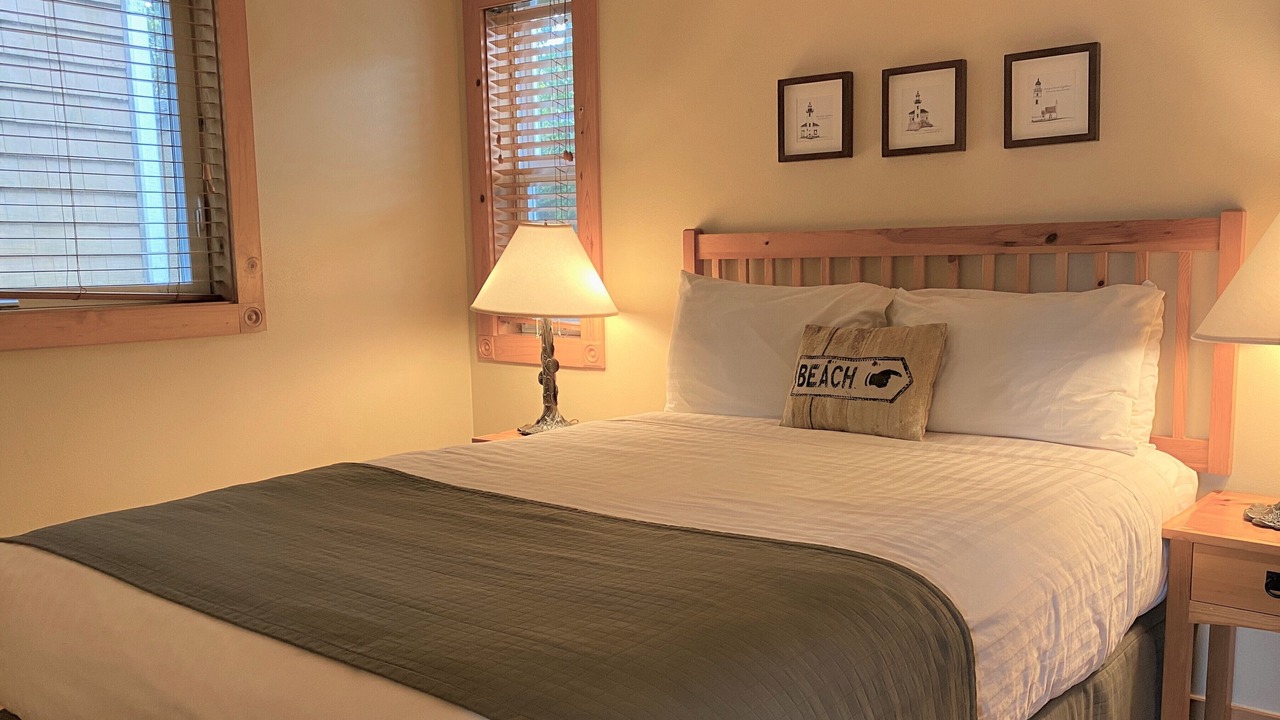 Photo of Others in Downtown Cannon Beach