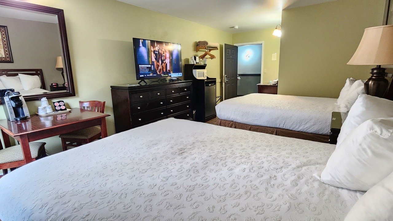 Photo of Others in Packwood