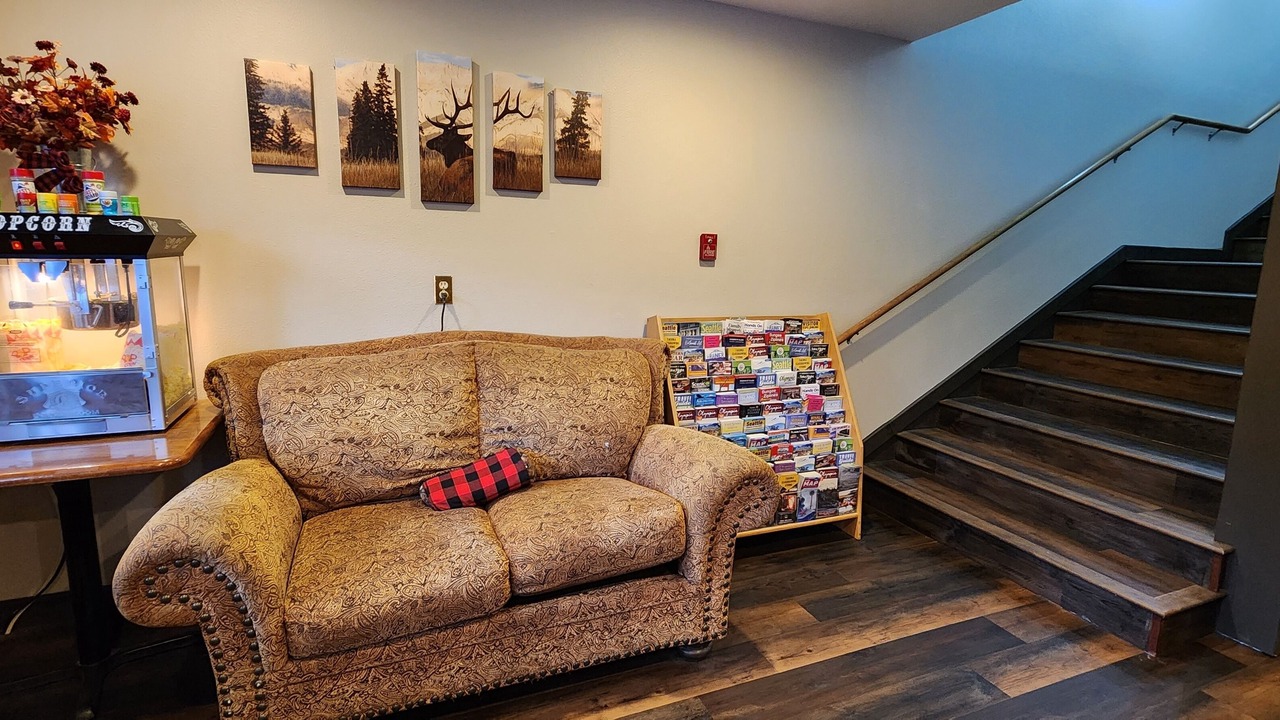 Photo of Others in Packwood